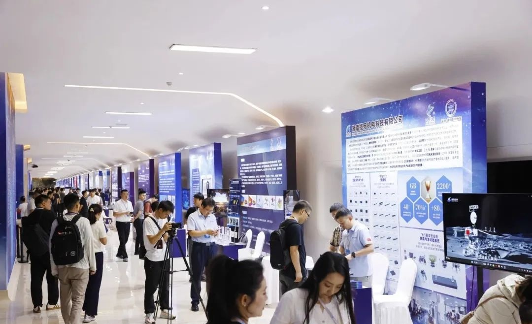 增速22.8%！長春新區(qū)服務(wù)業(yè)強(qiáng)勢領(lǐng)跑“上半場”，網(wǎng)絡(luò)經(jīng)濟(jì)貢獻(xiàn)突出